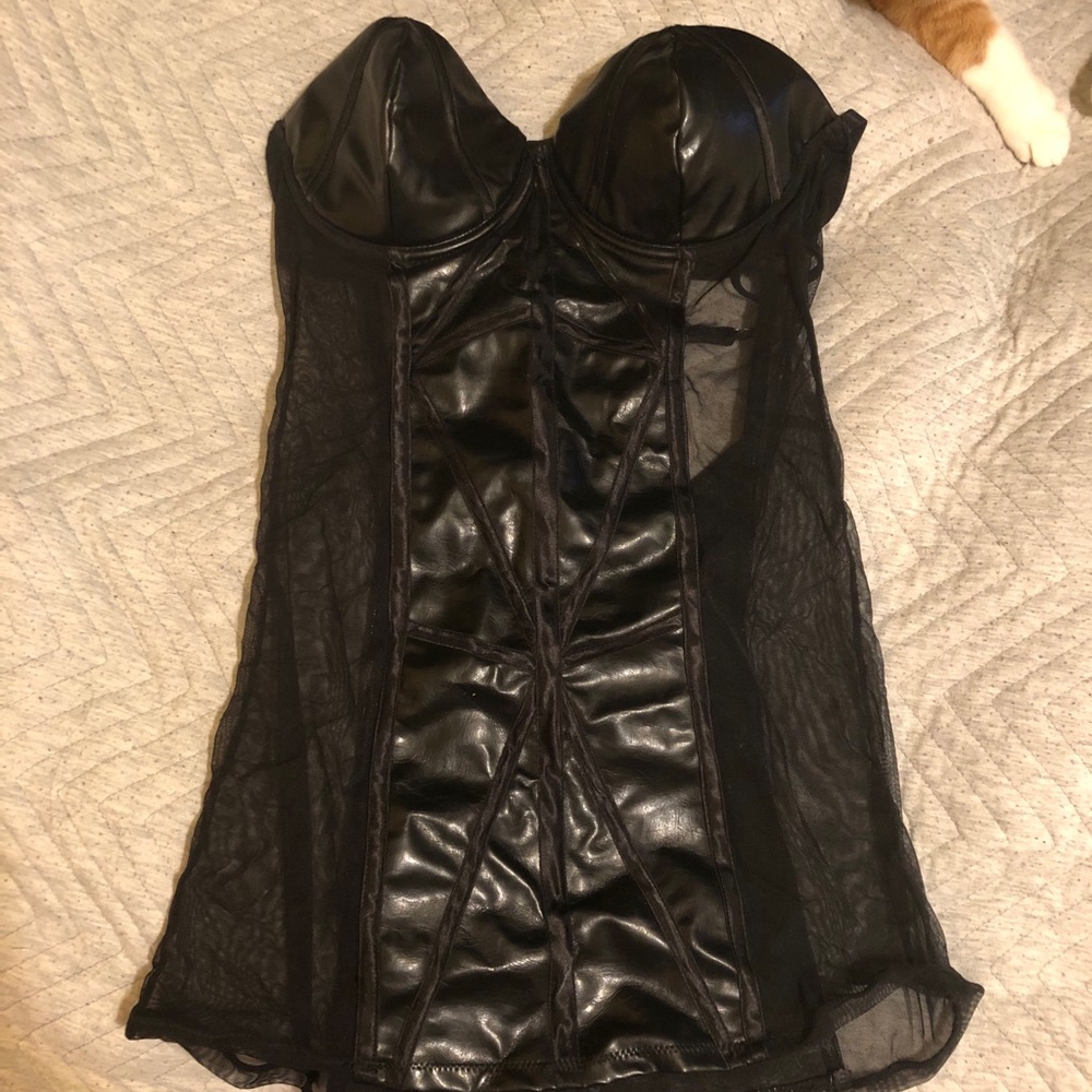 Seduction by Fredericks of Hollywood | Size M